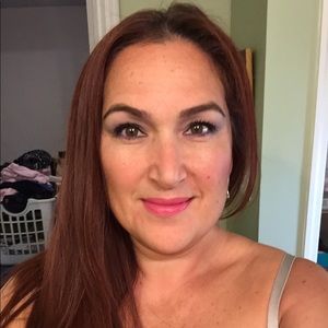 Meet your Posher, Ozlem